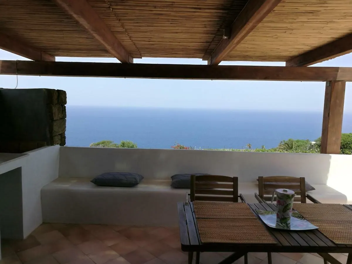 Penzion Hotel Dammusi Il Carrubo Kamma